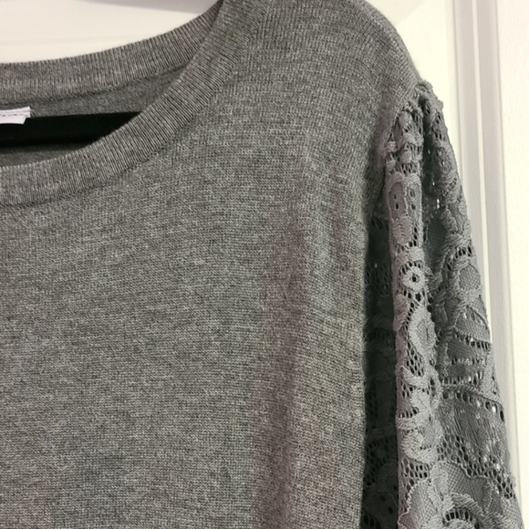 Women sweater with lace - Picture 3 of 9